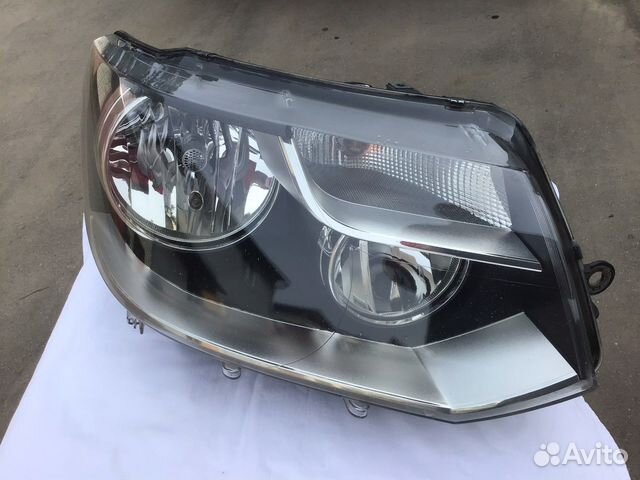 Фара правая б/у Фольксваген Мультиван Т5 рестайл