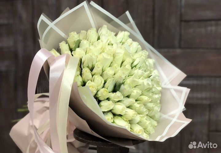 Букет роз с доставкой. 101 роза с доставкой