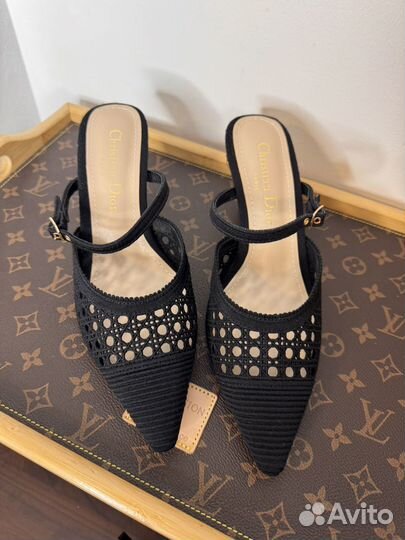 Туфли женские