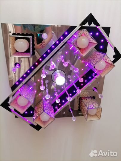 Светильник потолочный