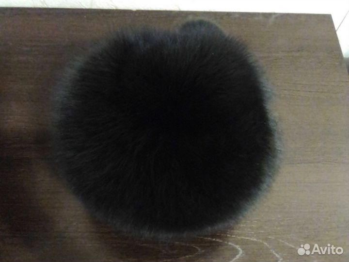 Воротник и шапка из меха