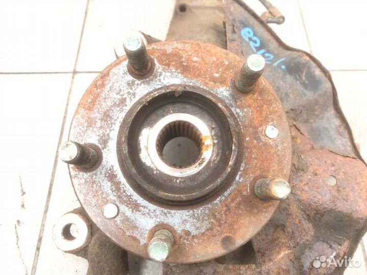 Кулак поворотный передний левый Mazda Mazda6