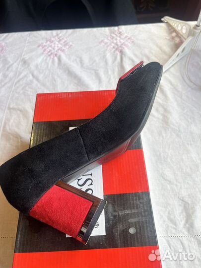 Туфли женские