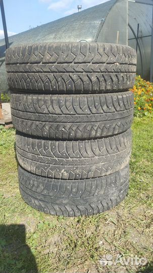 Bridgestone Ice Cruiser 7000 185/65 R15