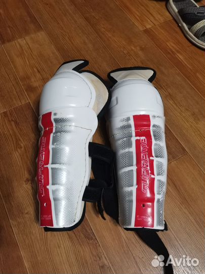 Детская форма на 7-9 лет коньки щитки перчатки