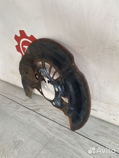 Lexus RX4 Пыльник тормозного диска