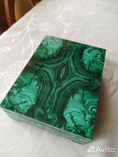 Малахитовая шкатулка