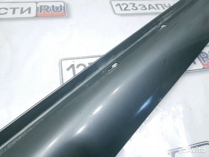 Порог кузова пластиковый передний правый Mazda