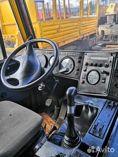МАЗ 6425Х9, 2016