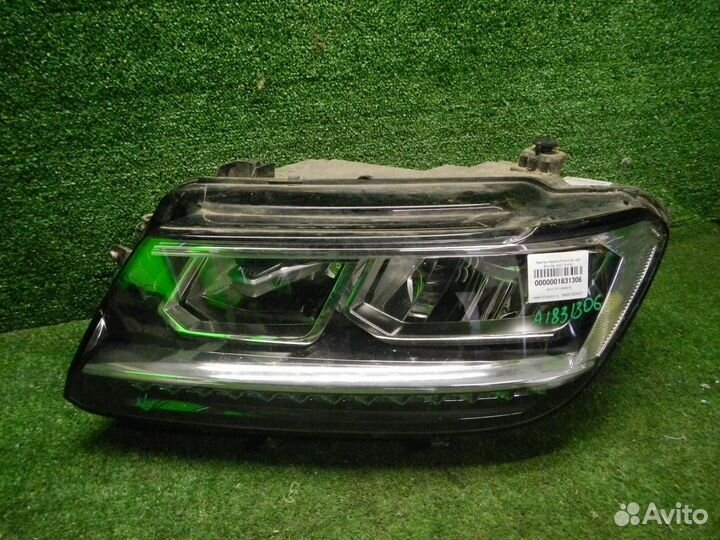 Фара левая Volkswagen Tiguan
