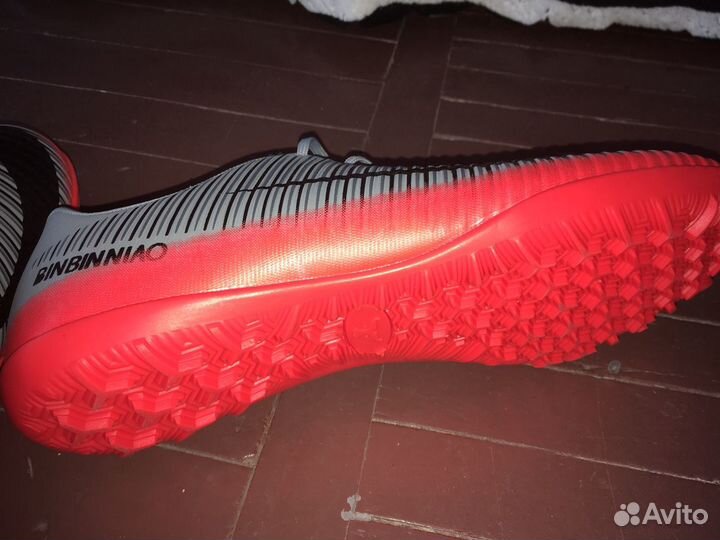 Сороконожки