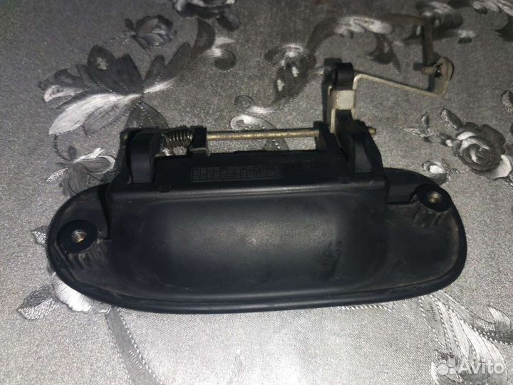 Ручка наружная двери задней правой. Ручка наружняя