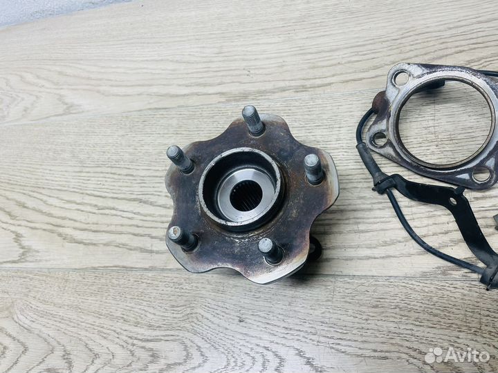 Ступица задняя правая Nissan X-trail t32 4wd