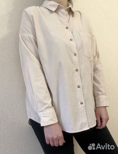 Женская рубашка пудровая