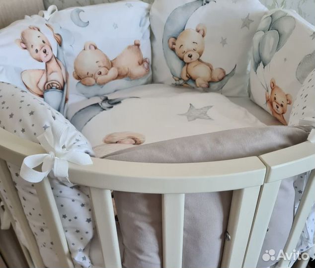 Бортики в кроватку из 17 предметов