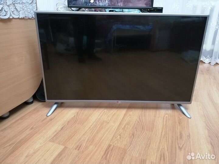 Телевизор smart tv 42
