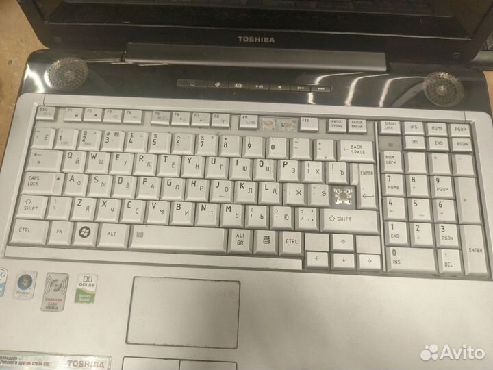 Ноутбук Toshiba Sattelite P200-1B8 под ремонт или