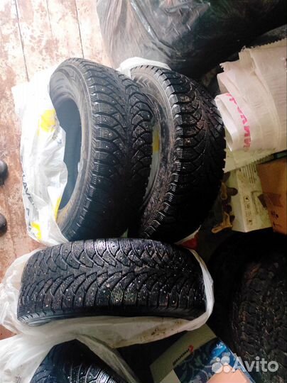 Nokian Tyres Nordman 4 215/65 R16