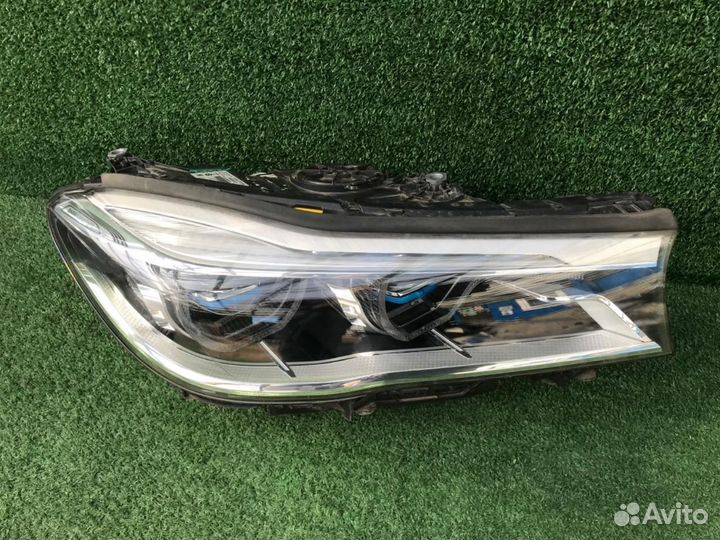 Фара правая BMW 7-Series