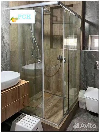 Стеклянные двери для душевых кабин