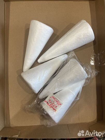 Пенопластовый конус