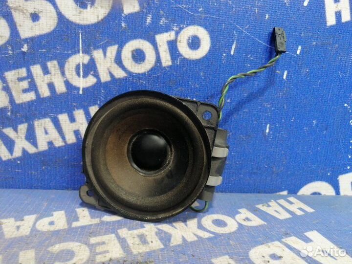 Динамик Mercedes-Benz W220 седан 2001