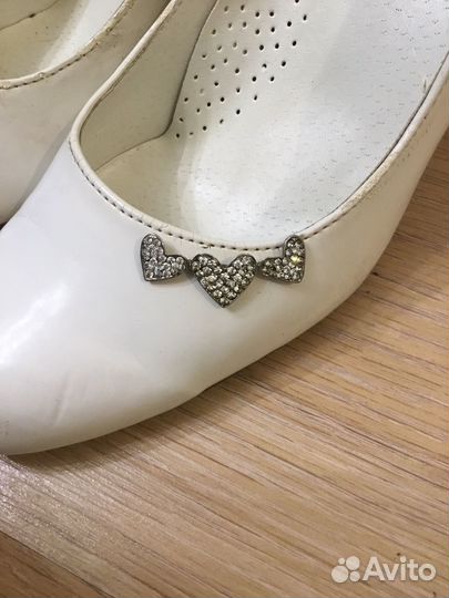 Туфли женские 38 размер белые