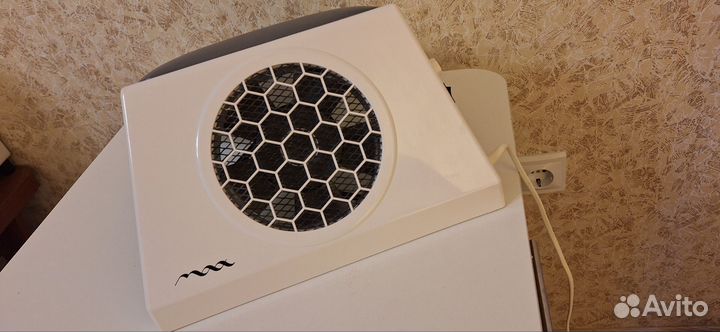 Маникюрный пылесос