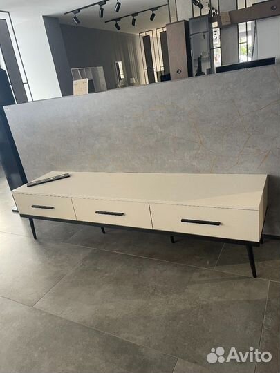 Тумба для тв Laris