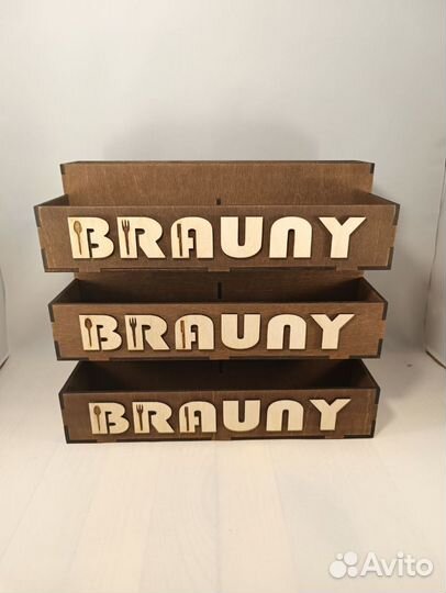 Лазерная резка фанеры, гравировка