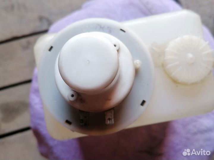 Бачок омывателя на классику