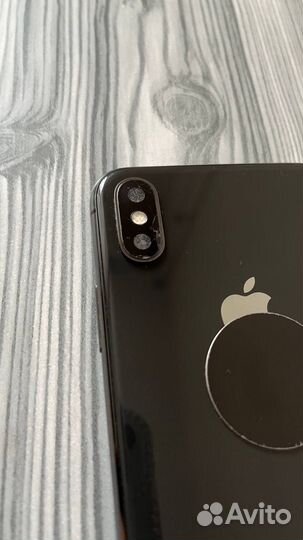 iPhone X, 64 ГБ