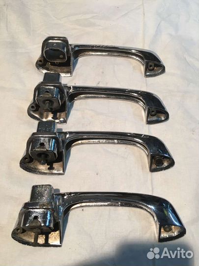 Наружние ручки открывания дверей газ21