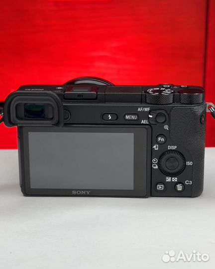 Sony a6500 + Sony 16-50mm (kit)