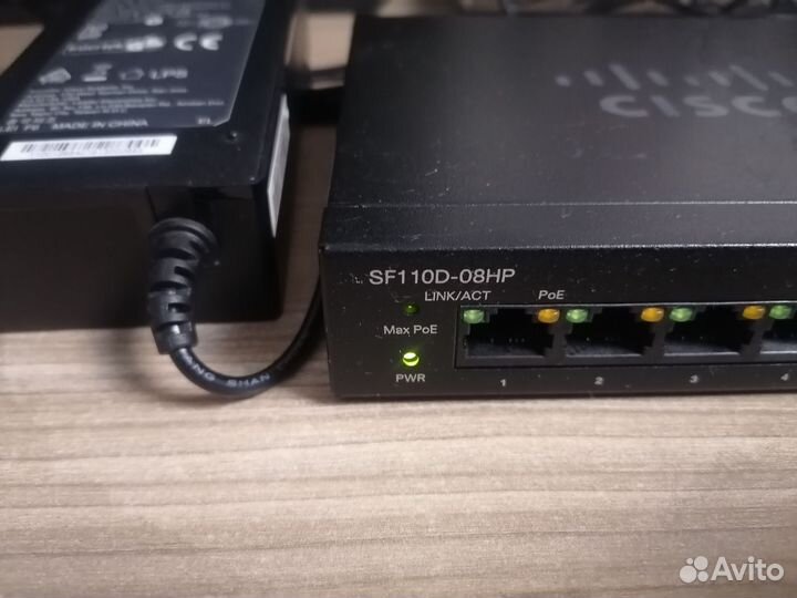 Cisco SF110D-08HP