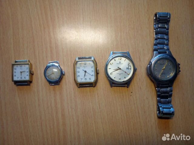 Часы СССР. Обе 