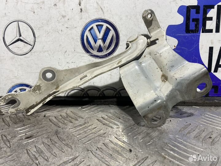 Петли капота Мазда 3 бл Mazda 3 BL