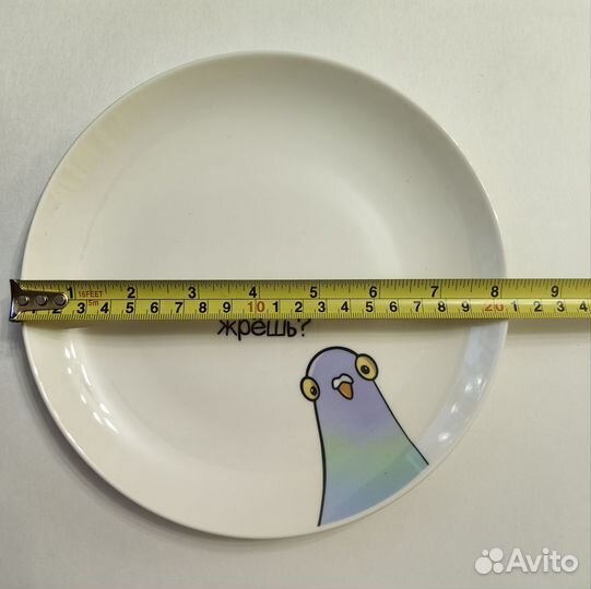 Тарелка с надписью жрешь