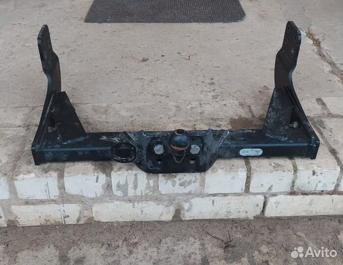 Фаркоп Ford Transit Custom