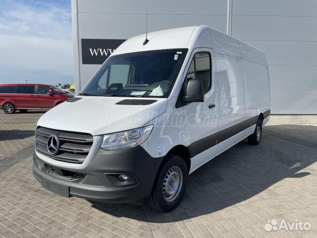 Mercedes-Benz Sprinter цельнометаллический, 2024