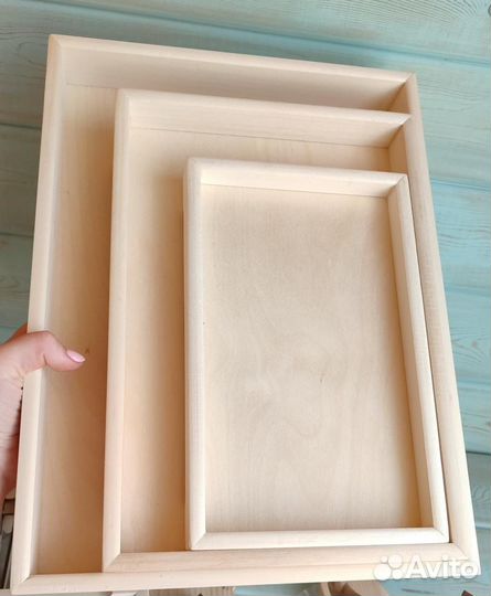 Набор из трёх подносов