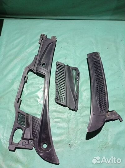 Жабо Renault Megane