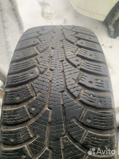 Nokian Tyres Hakkapeliitta 5 215/55 R16
