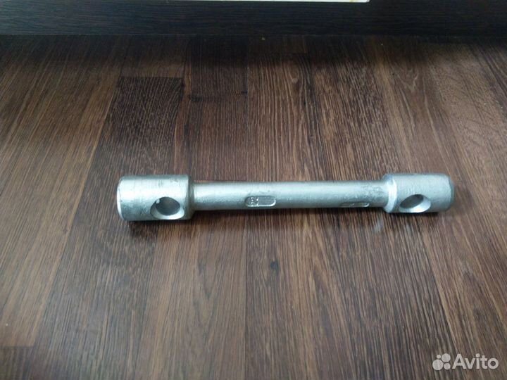 Балонный ключ 19 22