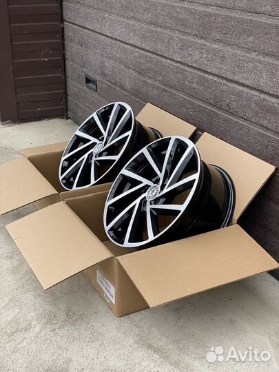 Диски R16 5x100 Polo Rapid Golf Черные