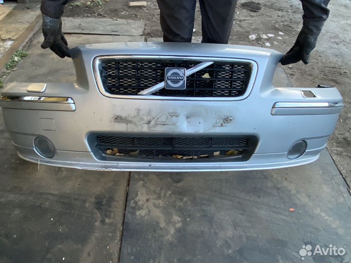 Передний Бампер volvo s60 рест в сборе