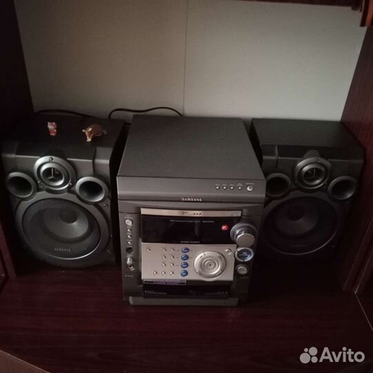 Музыкальный центр samsung
