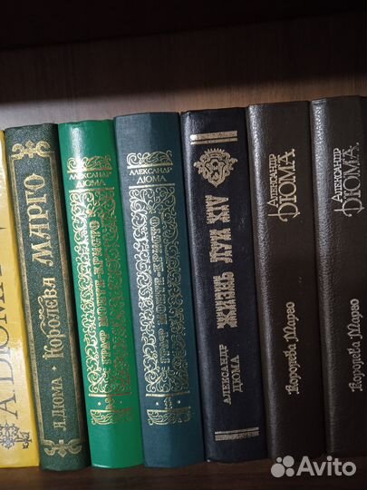 Продам книги