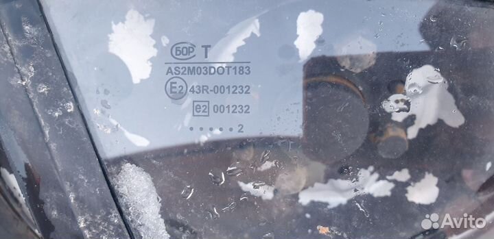 Заднее левое стекло ваз-2114