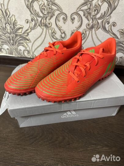 Бутсы сороконожки adidas